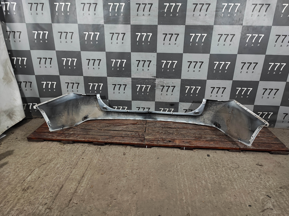 Бампер задний LADA Vesta 22-нв Б/У Оригинал 8450040067