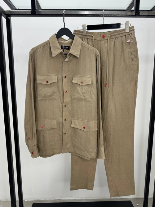Льняной костюм Kiton