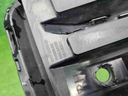 Решетка переднего бампера правая BMW X5 G05 18-23