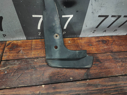 Брызговик передний правый Toyota Corolla (E210) 18-нв Б/У Оригинал 7662102230