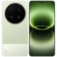 Смартфон Vivo X300 Ultra 16/512 ГБ (Зеленый)