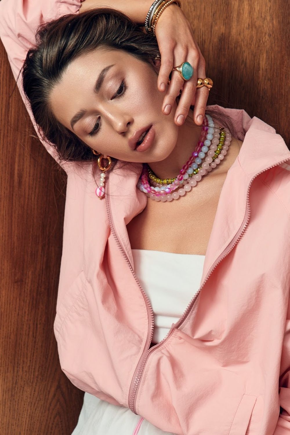 Колье Rosee из бусин камня