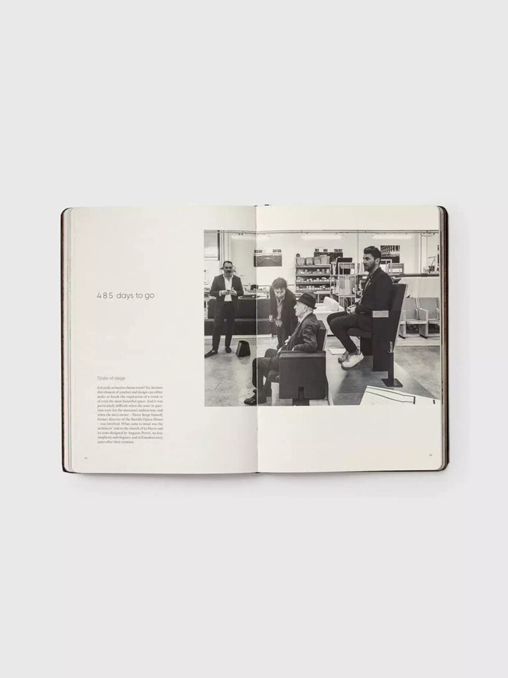 Книга Yves Saint Laurent Museum Marrakech (Phaidon)