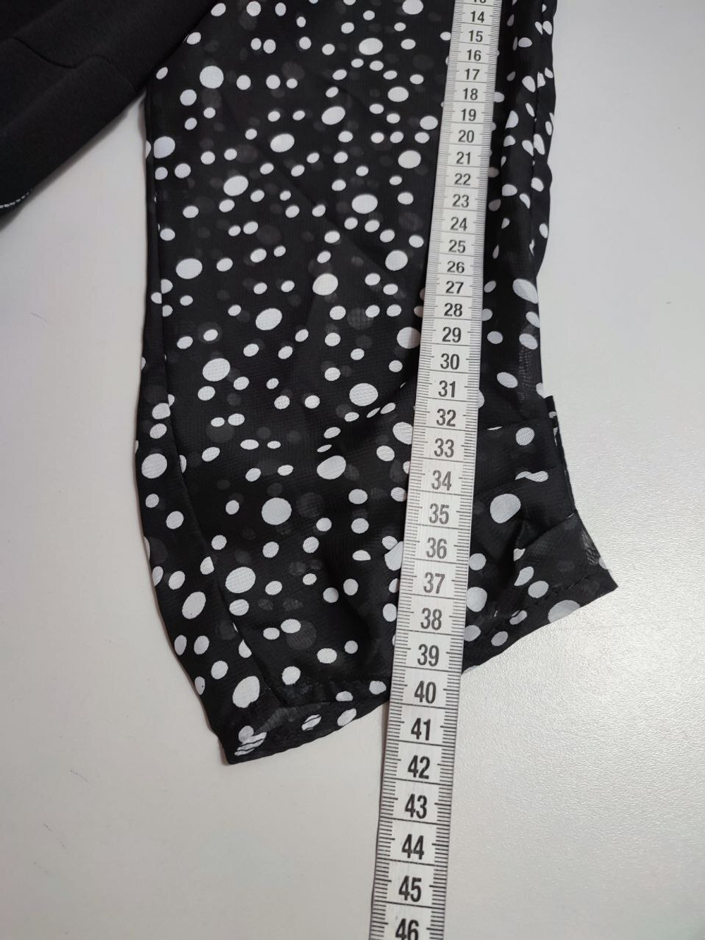 Платье стильное 48 размер, новое с браком