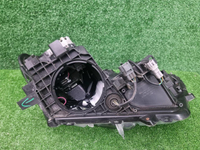 Фара левая Toyota Rav 4 CA40 (2015-2019) LED