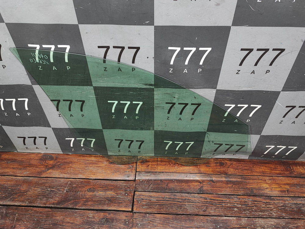 Стекло двери передней левой Volvo XC60 2 17-нв Б/У Оригинал 32244870