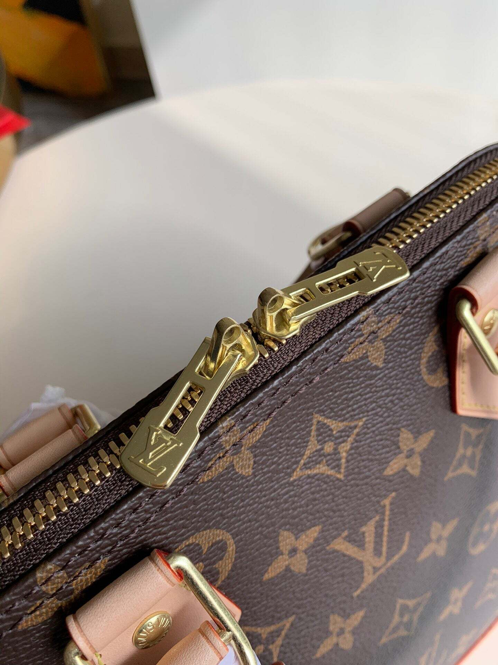 Louis Vuitton Alma PM