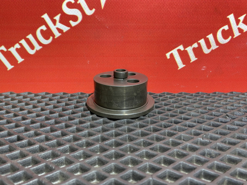 Ось промежуточной шестерни