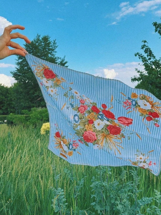 Платок в полоску с цветами Burberrys