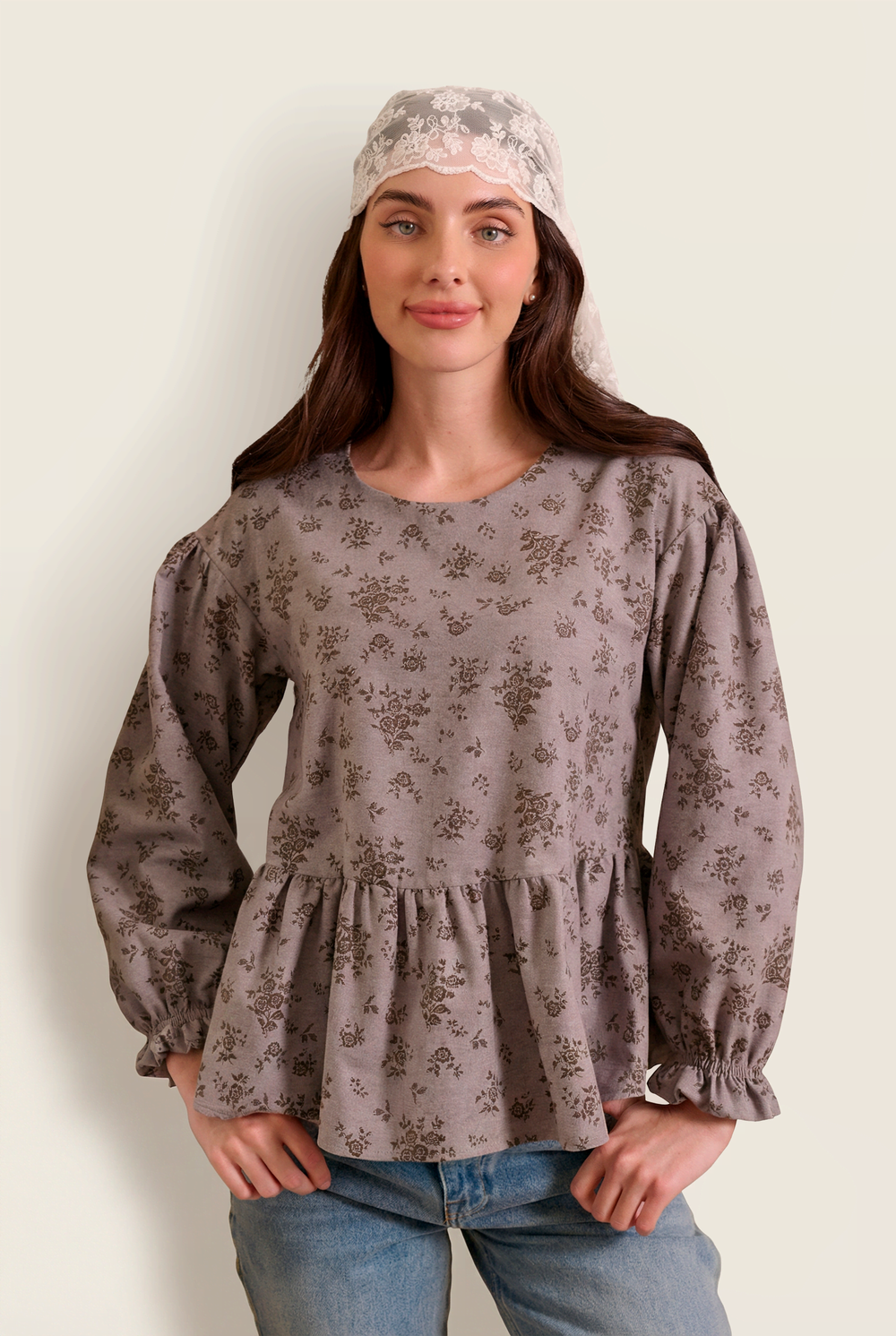 Блузка с баской с длинным рукавом