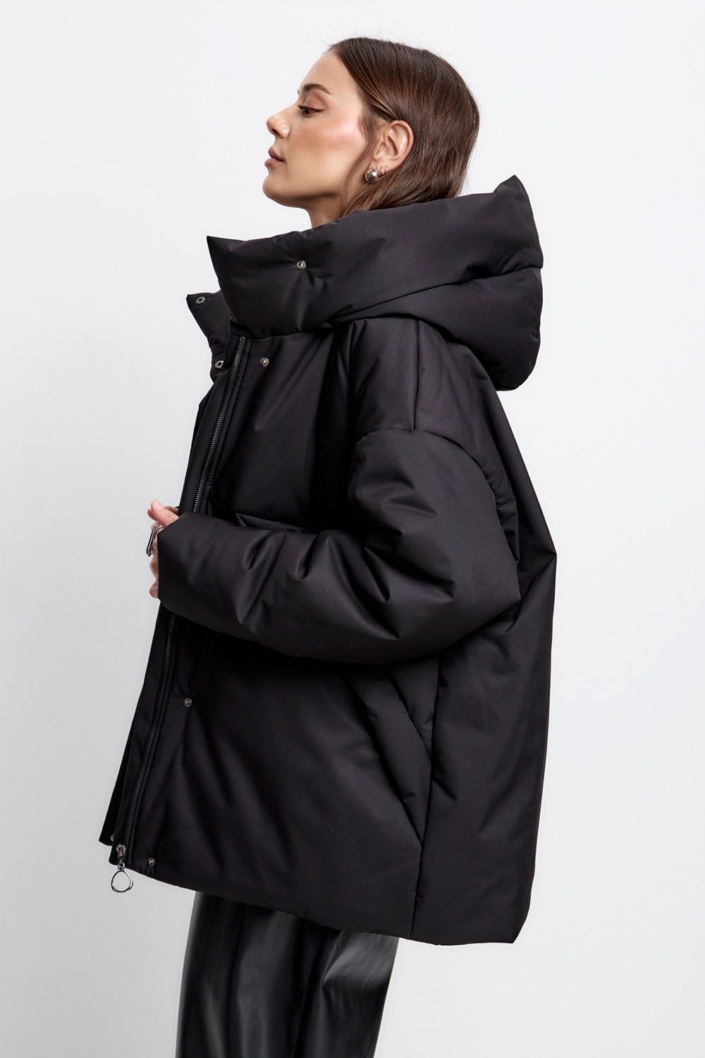 Куртка зимняя на утеплителе Isosoft черного цвета