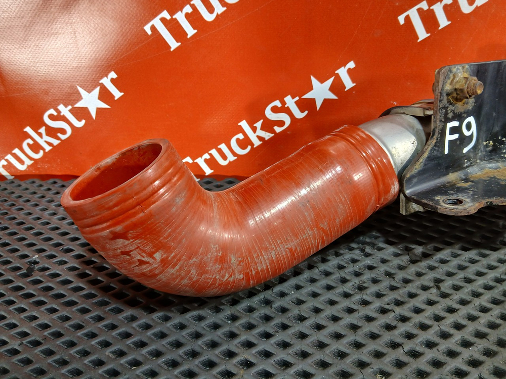 Патрубок охлаждения ретардера 2023г.