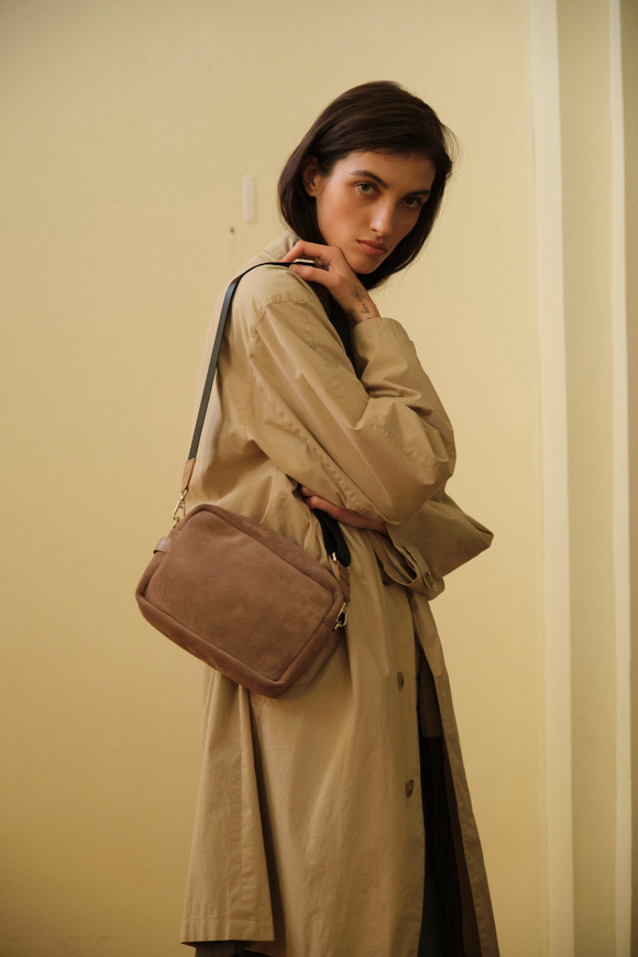 сумка прямоугольная капучино замша