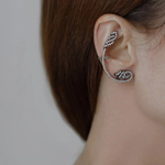 Каффа из серебра 925 с фианитами. Застежка пусет (гвоздик).