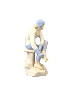 Фарфоровая статуэтка "Конькобежка Лидия Скобликова" Артель