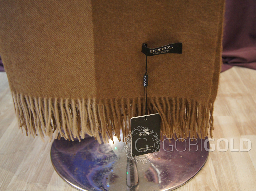 Плед из 100% шерсти молодого верблюжонка 150x200 см. (BODIOS) - камэл-бежевый