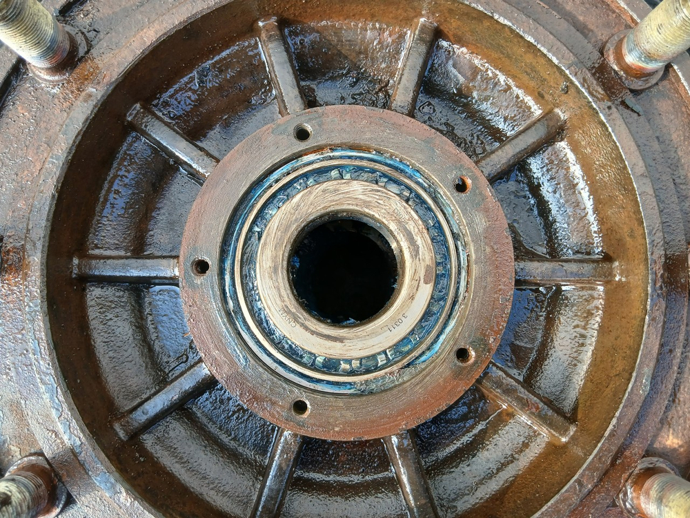 Ступица передняя в сборе 2023г.