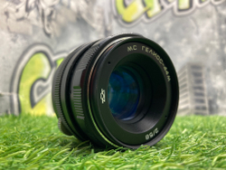 MC Helios-44M 2/58mm № 8261105