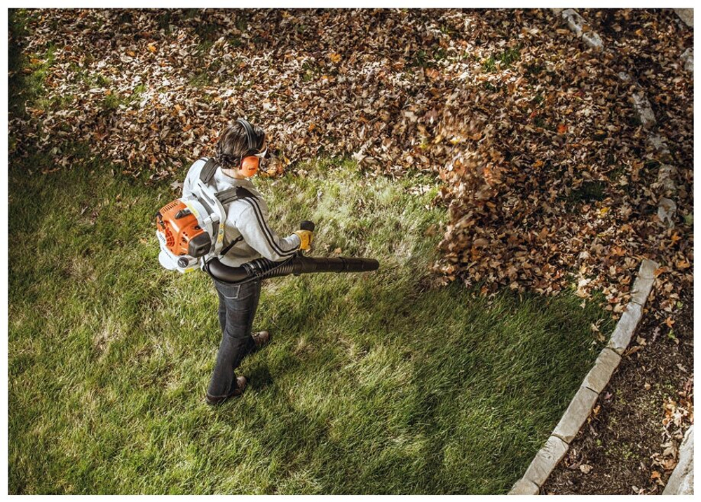 Бензиновая воздуходувка STIHL BR 200