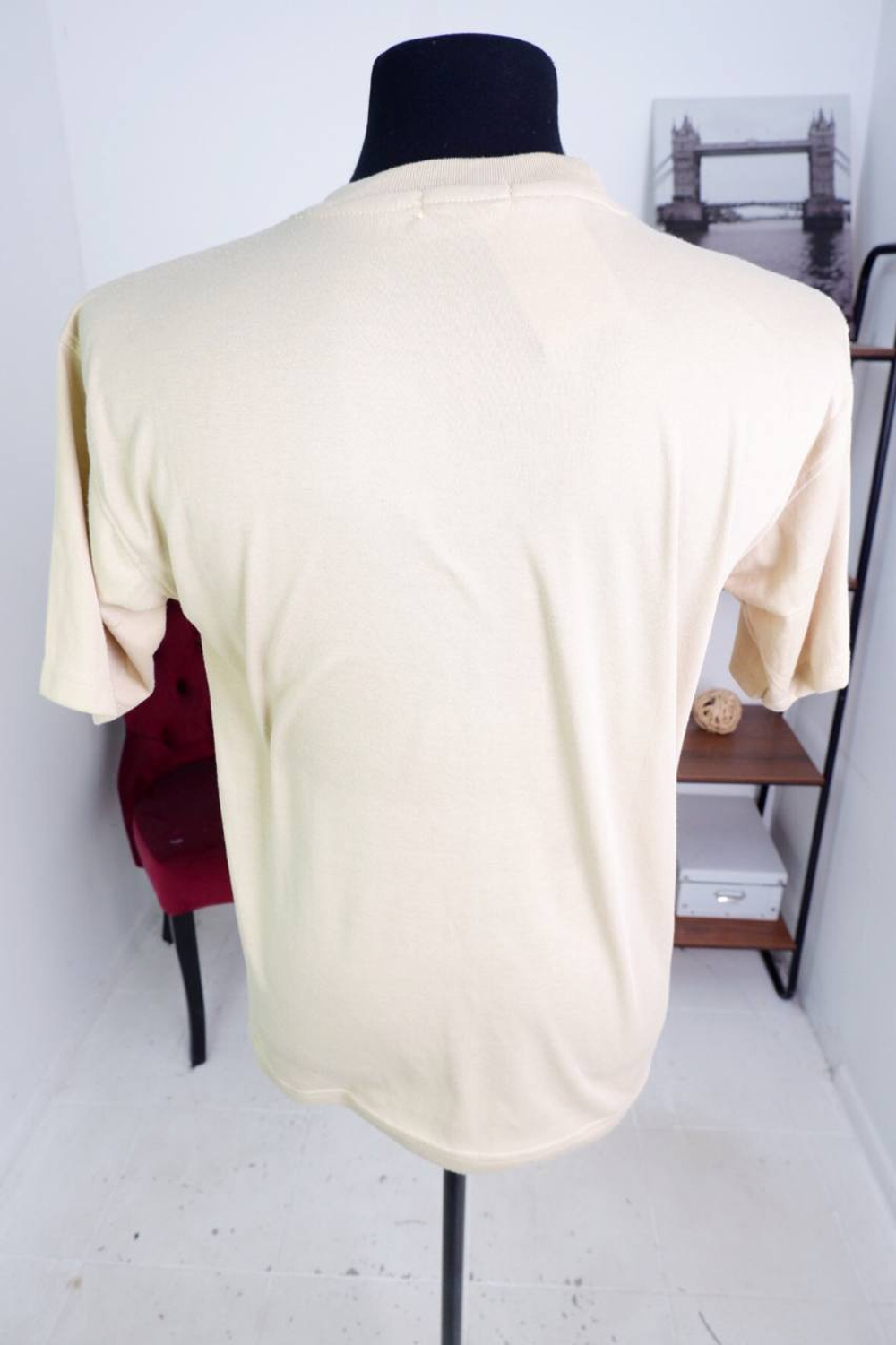 Футболка на каждый день, визуально на 48 размер