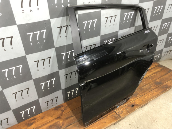 Дверь задняя левая Kia Rio 4 X-Line 17-нв Б/У Оригинал 77003H0500