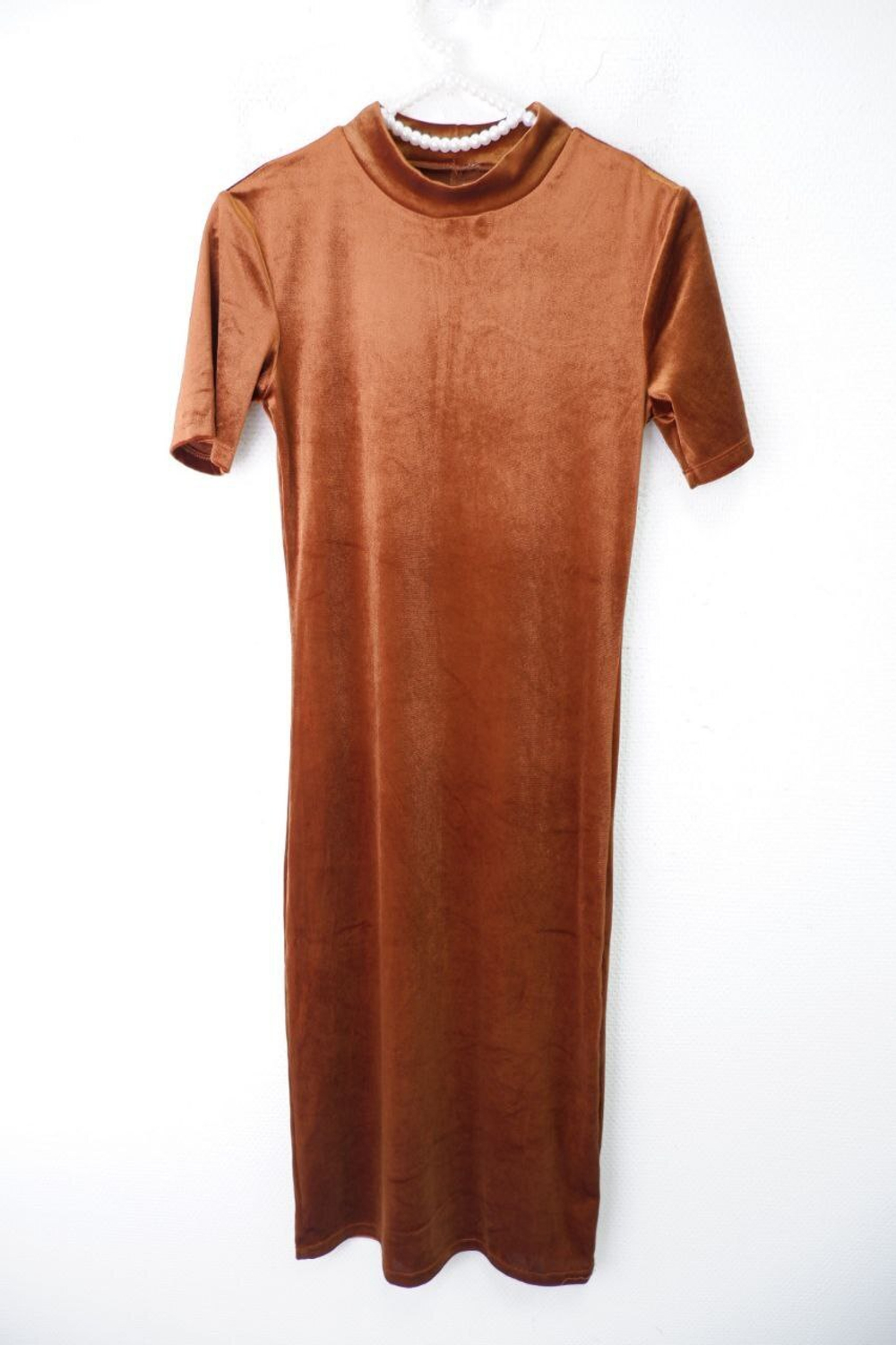 Платье бархатное шоколадное 40 размер