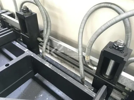 Портальный вертикально-сверлильный станок с ЧПУ Sunrise TPD2012A