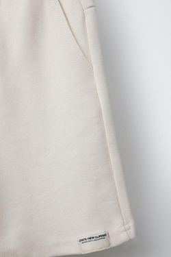 ZARA ШОРТЫ КОМФОРТНОЙ ПОСАДКИ ИЗ МЯГКОЙ ТКАНИ, СВЕТЛЫЙ ЭКРЮ