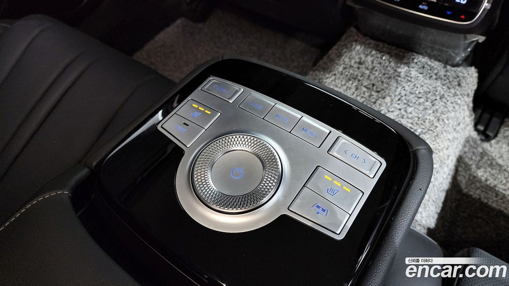 Genesis G80 (RG3) Бензин 2.5 Turbo AWD (05.2020)