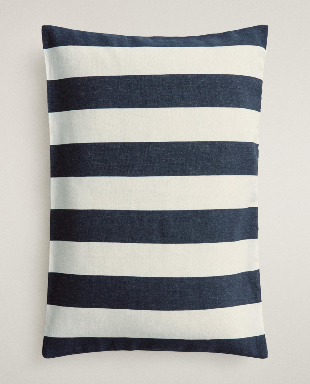 Zara Home наволочка декоративная из хлопка, синий, в полоску, 40x60 см