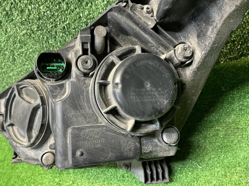 Фара правая Hyundai Creta 1 (2020-2021) галоген