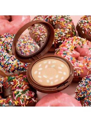 PHYSICIANS FORMULA Пудра бронзер для лица Butter Bronzer, тон: Пончик с посыпкой Donut Sprinkles, 10,3г