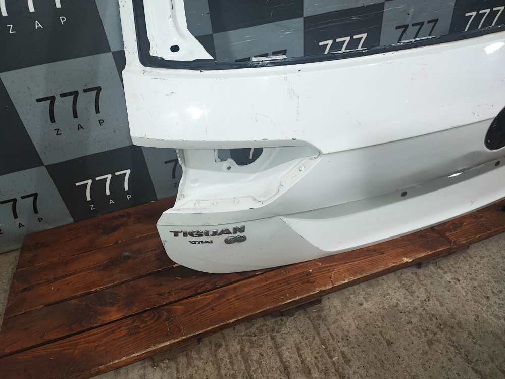 Крышка багажника Volkswagen Tiguan 2 16-нв Б/У Оригинал 5NA827025M