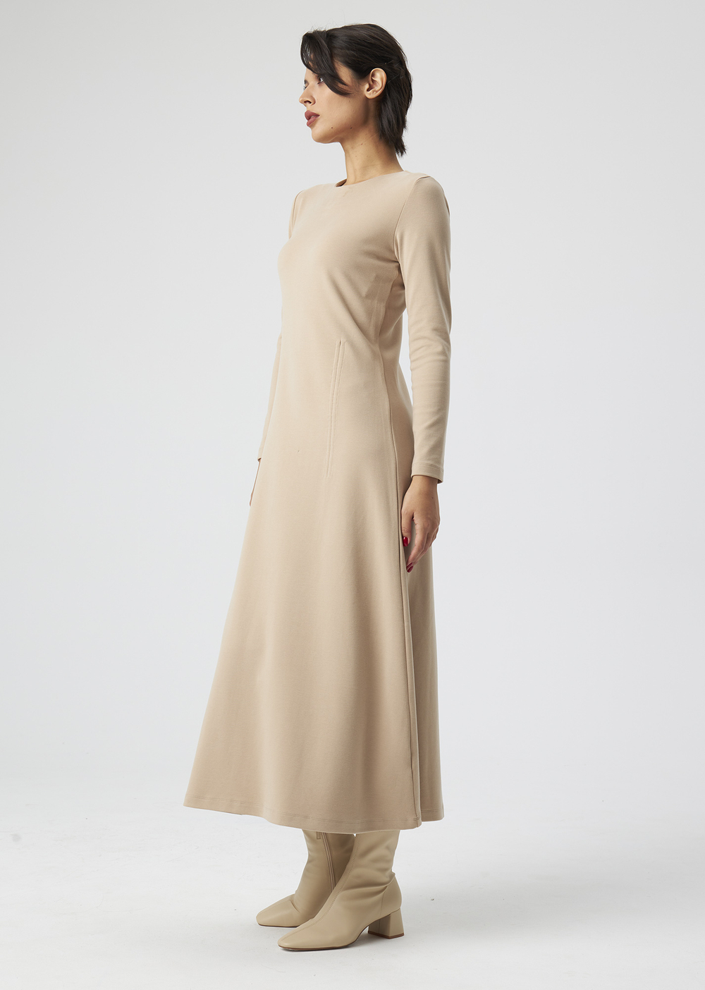 DRESS | M | BEIGE