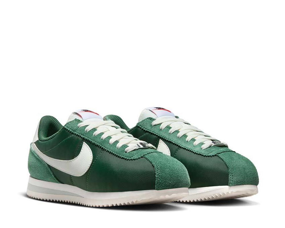 Nike Cortez