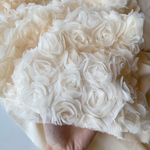 Фатин с объёмными розами Сливочный