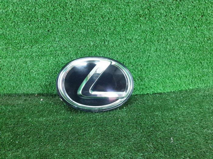 Эмблема решетки радиатора Lexus RX 4 (2019-2022)