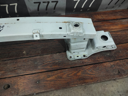 Усилитель переднего бампера Changan UNI-V 22-нв Б/У Оригинал C281F2707010101AB