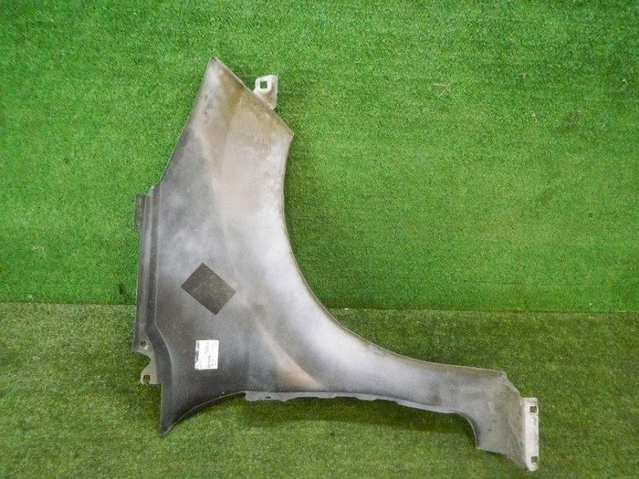 Крыло переднее левое Ford Fiesta Mk6 (2008-2019)