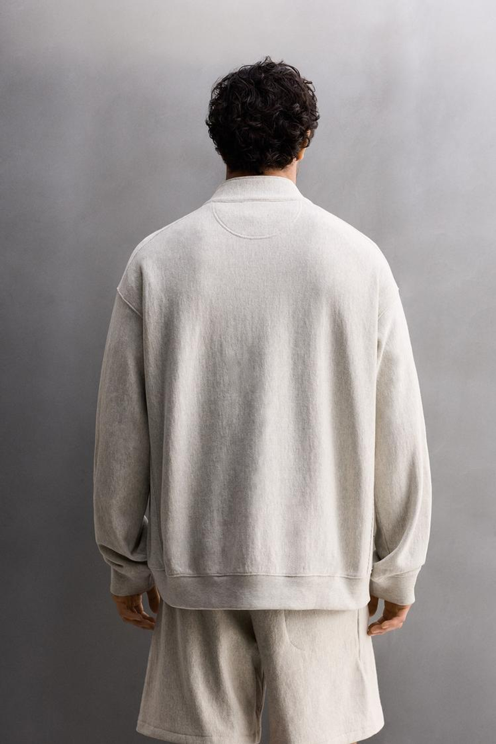 ZARA ТОЛСТОВКА ДЛЯ ТРЕНИРОВОК С ВОРОТНИКОМ НА МОЛНИИ, СЕРЫЙ МЕЛАНЖ