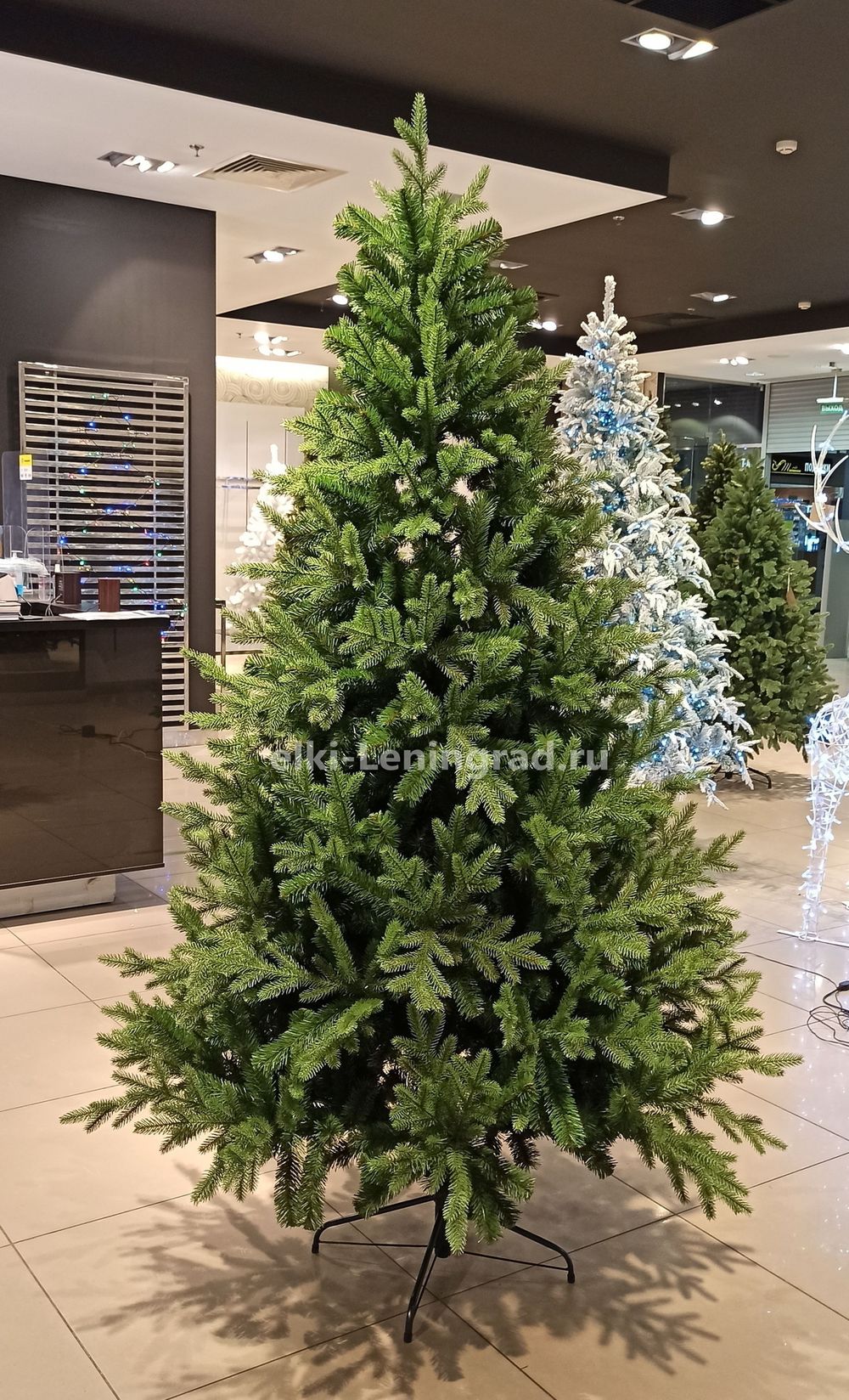 Искусственная ель «Валерио» (Литая+пвх) 3 м