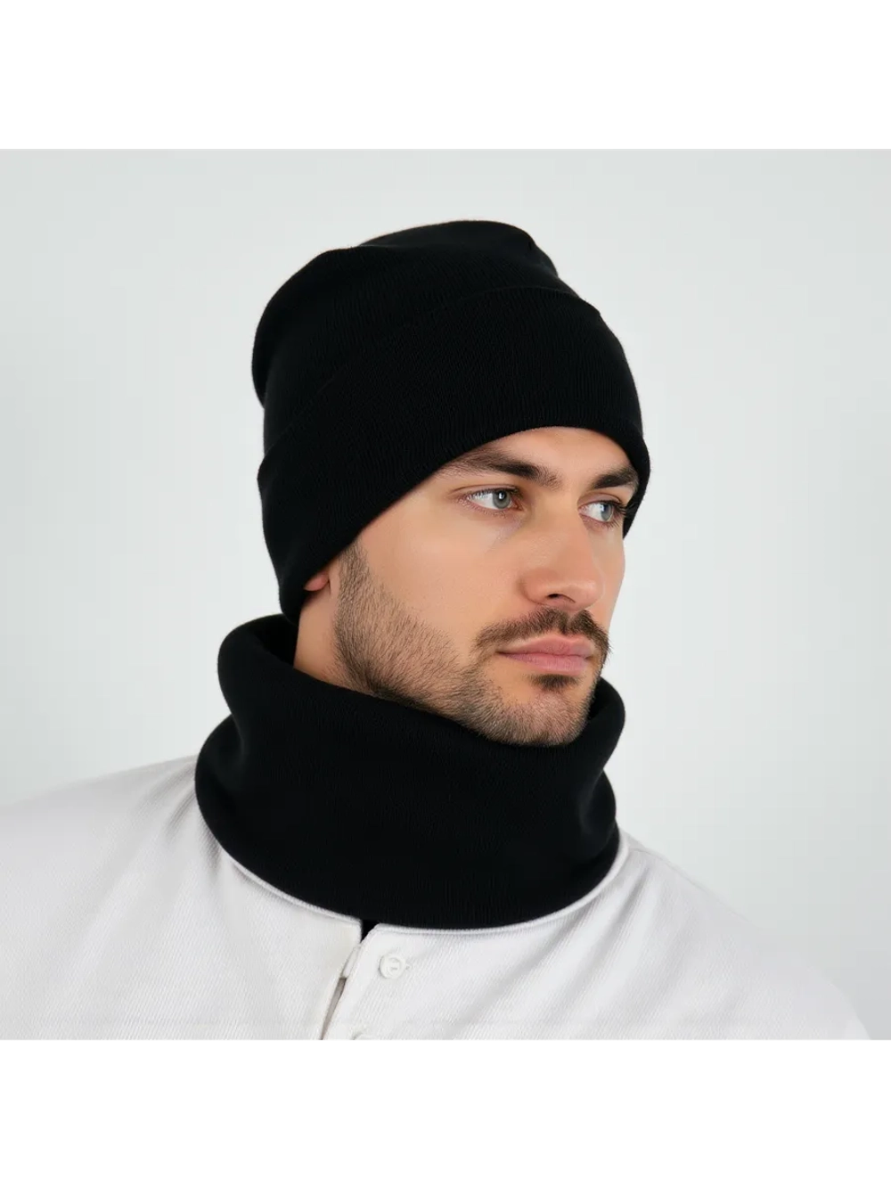 Зимний комплект вязаная шапка бини и тёплый снуд-бафф