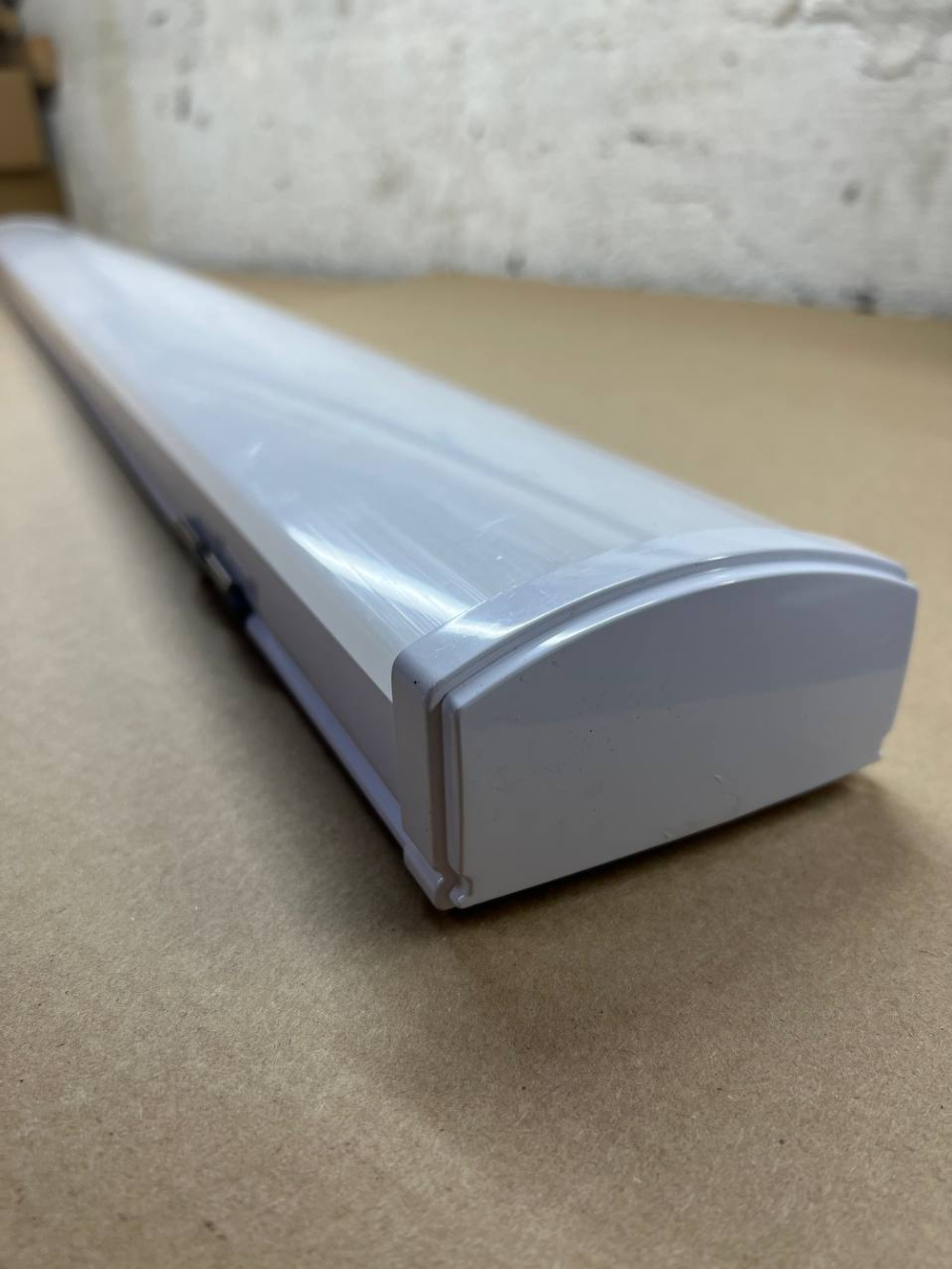 Светильник линейный промышленный-офисный СКС 1200 мм, IP65, 5000К, 90w, 220v