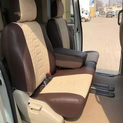 Авточехлы правый руль на 3 ряда (на заказ)