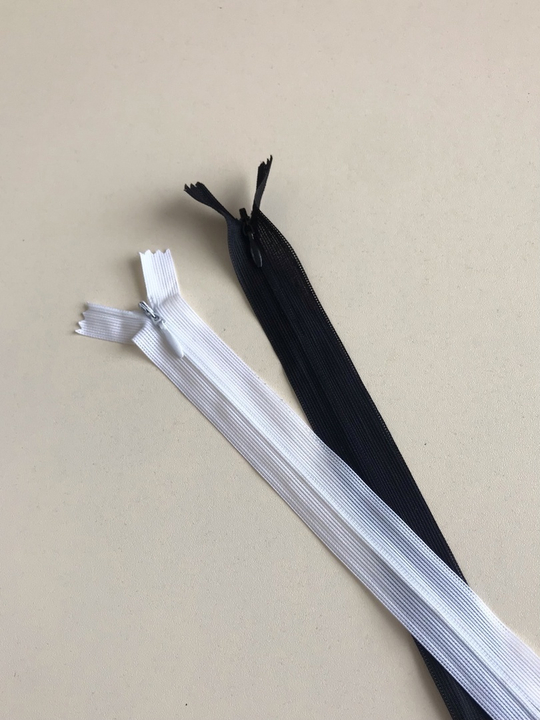 Молния потай 20см капрон молочно-белая/белая