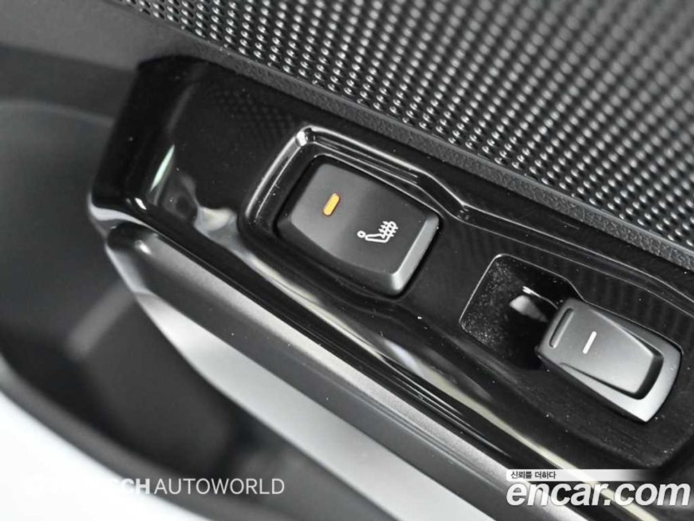 KG Mobility (Ssangyong) The New Tivoli 1.5 2WD (08.2023)