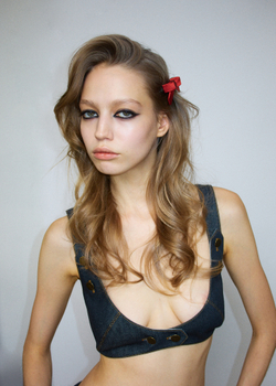 Бант "Стрекоза" XXS бордовый