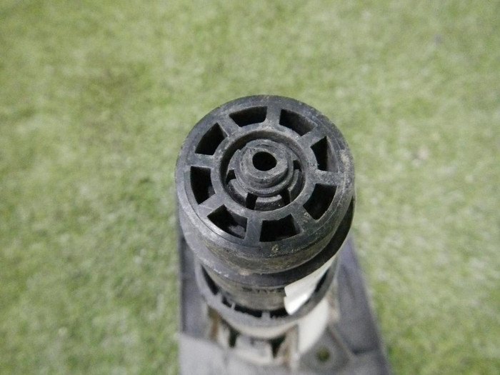 Стакан форсунки омывателя правый BMW X5 F15 (2013-2018)