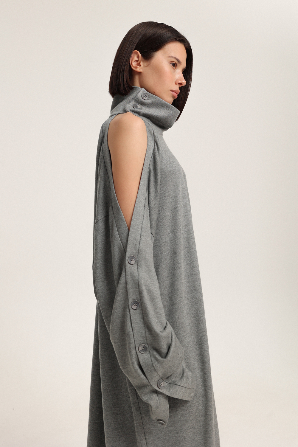 Платье трикотажное на пуговицах