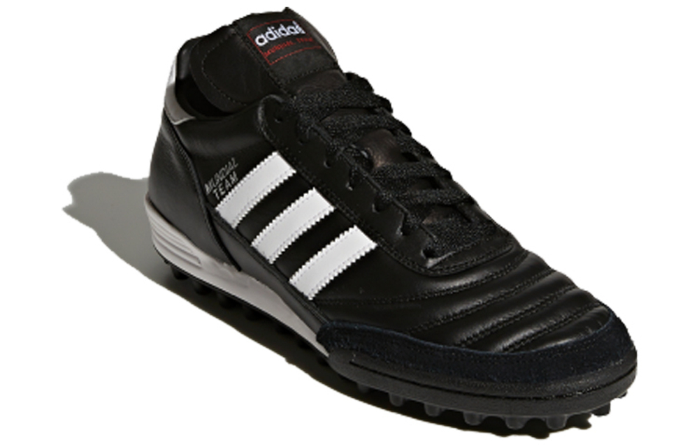 Кроссовки Adidas Mundial Team